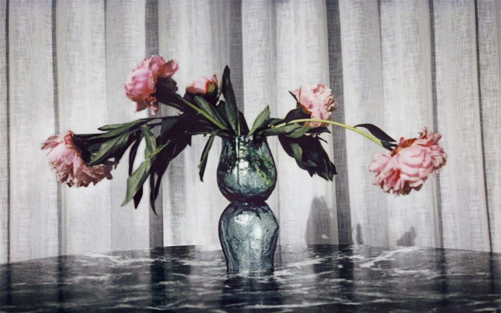 Xaviera Simmons, <i>flowers, (one)</i> (2022).  Courtesy of the artist and David Castillo.  ” width=”1024″ height=”640″ srcset=”https://news.artnet.com/app/news-upload/2022/11/Florals-one-1024×640.jpg 1024w, https://news.artnet .com/app/news-upload/2022/11/Florals-one-300×187.jpg 300w, https://news.artnet.com/app/news-upload/2022/11/Florals-one-1536×960.jpg 1536w , https://news.artnet.com/app/news-upload/2022/11/Florals-one-2048×1280.jpg 2048w, https://news.artnet.com/app/news-upload/2022/11/ Florals-one-50×31.jpg 50w, https://news.artnet.com/app/news-upload/2022/11/Florals-one-1920×1200.jpg 1920w” sizes=”(max-width: 1024px) 100vw, 1024px”/></p>
<p id=