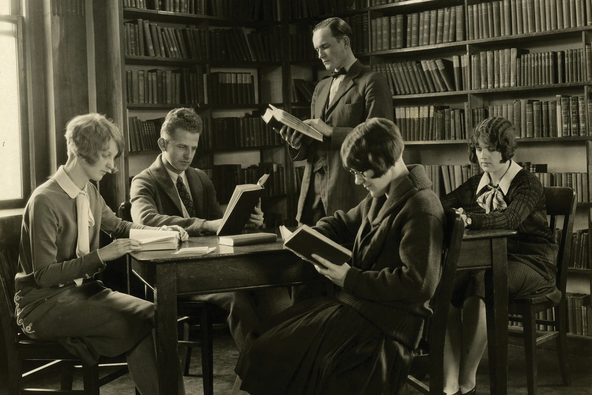 St Olaf students studying at the Steensland Library, ca. 1926.